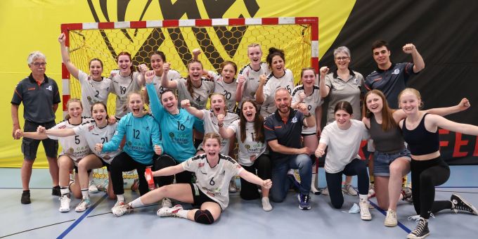 Freude über den Sieg zum Abschluss. Frauenhandball