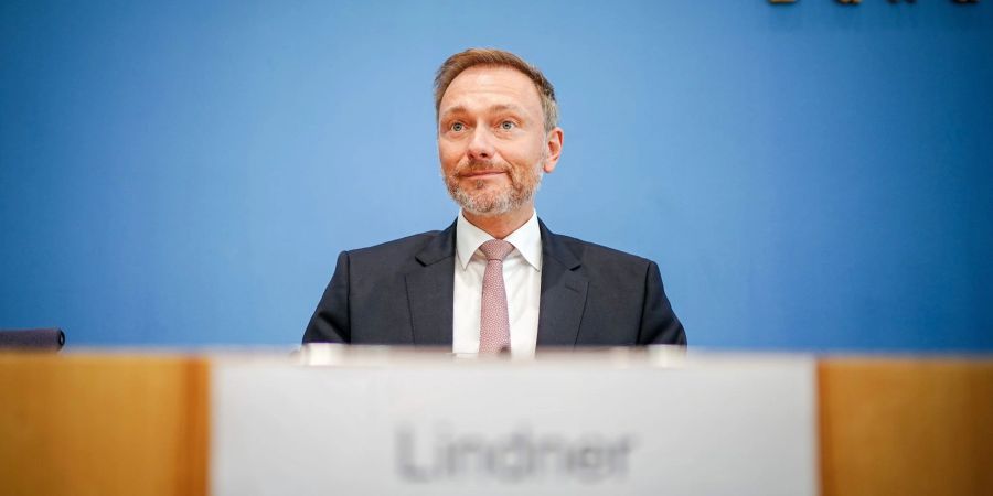Christian Lindner will an der Schuldenbremse festhalten.