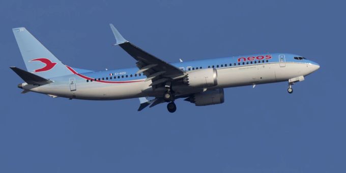 Eine Boeing 737 MAX 8 der italienischen Fluggesellschaft Neos. Boeing 737 MAX 8