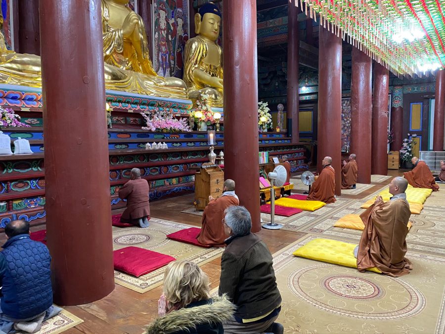 Tempel Gebet Mönche Besucher Buddha