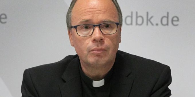 Bonn - Ackermann legt Amt als Missbrauchsbeauftragter von Bischofskonferenz nieder
