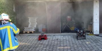 Gersau SZ: Glimmbrand in Garage