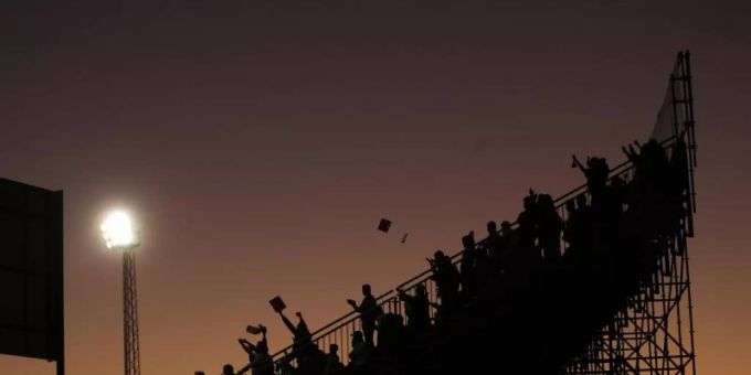 Offiziell sind zum Start der neuen Fussball-Saison in allen Stadien der spanischen Profiligen wieder Zuschauer zugelassen. Foto: Francisco Seco/AP/dpa Offiziell sind zum Start der neuen Fussball-Saison in allen Stadien der spanischen Profiligen wieder Zuschauer zugelassen. Foto: Francisco Seco/AP/dpa