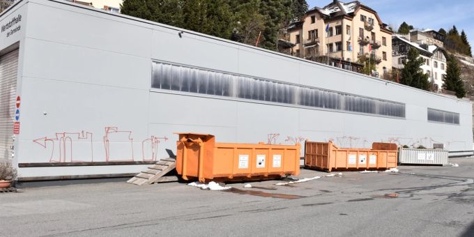Oberengadin GR: Sprayereien und Ladendiebstähle aufgeklärt. Kantonspolizei Graubünden