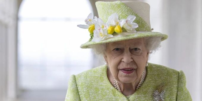 Queen Elizabeth verspürt weiterhin leichte erkältungsähnliche Symptome. Foto: Steve Reigate/Daily Express/PA Wire/dpa Queen Elizabeth verspürt weiterhin leichte erkältungsähnliche Symptome. Foto: Steve Reigate/Daily Express/PA Wire/dpa