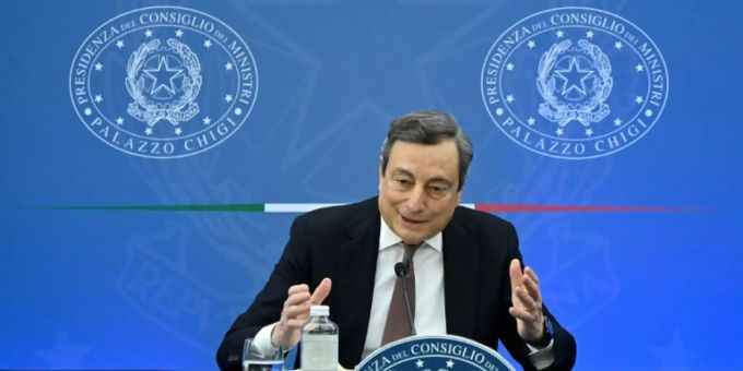 Draghi bei der Pressekonferenz in Rom Draghi bei der Pressekonferenz in Rom
