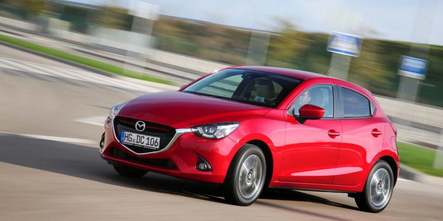 Kleiner Flitzer: Der Mazda2 bietet sich als stylisch gezeichneter Kleinwagen an.