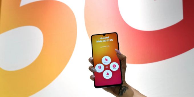 Ein 5G-Smartphone von Huawei an einer Medienkonferenz in Zürich, am Freitag, 21. Juni 2019. Huawei 5G