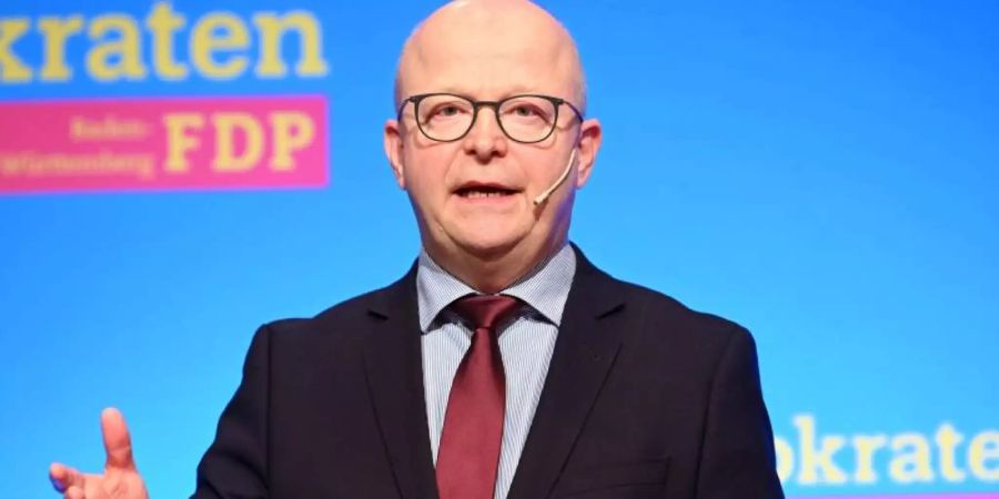 «Kapazität, Qualität und Kundenorientierung sind die Schlüsselelemente für einen attraktiveren Schienenverkehr»: Michael Theurer. Foto: Uli Deck/dpa