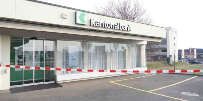 Sachbeschädigung Au 20220306_Au_sachbeschädigung_t