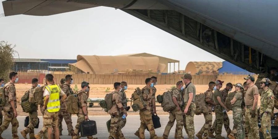 Abzug: Frankreich, seine europäischen Partner und Kanada beenden den militärischen Einsatz in Mali. Foto: Uncredited/AP/dpa/Archiv