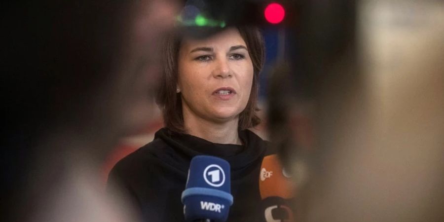 Aussenministerin Baerbock beim Treffen der EU-Aussenminister in Prag