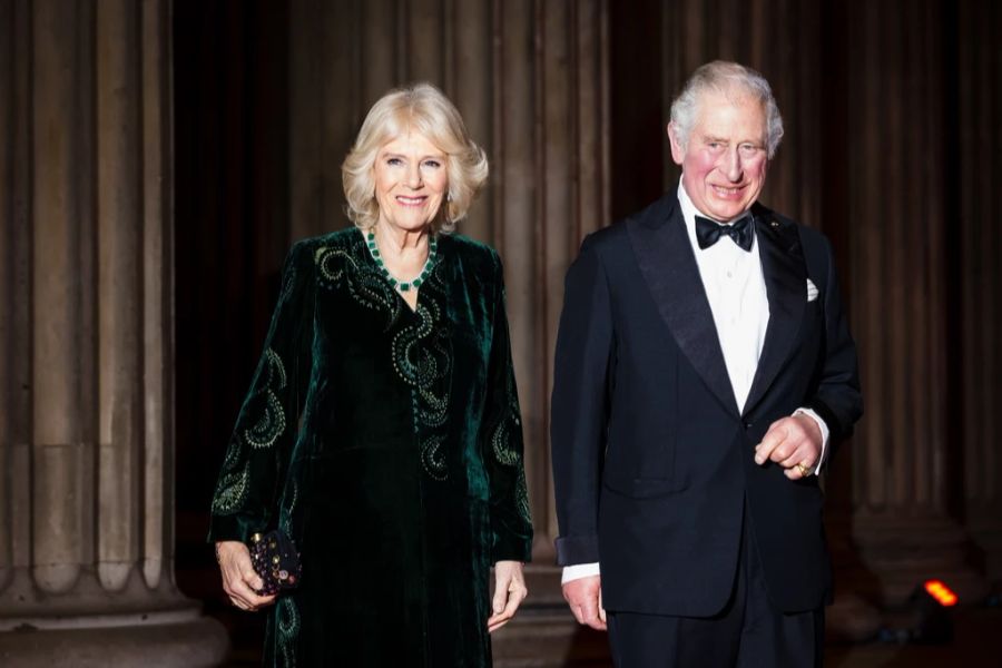 Charles und seine Gattin, Queen Consort Camilla.