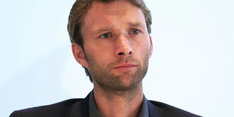 Sieht die WM im Winter kritisch: Leverkusens Sportdirektor Simon Rolfes.