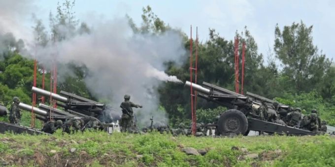 Taiwanische Artillerie-Geschütze Taiwanische Artillerie-Geschütze