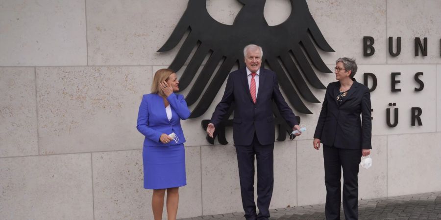 Das Bauministerium wurde aus dem Innenministerium ausgegliedert. Dies hat dem Bund der Steuerzahler zufolge besonders hohe Kosten verursacht.