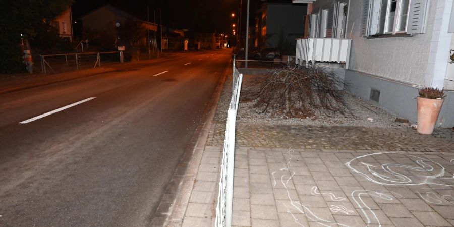 Jonschwil: Lenker kollidiert in Maschendrahtzaun