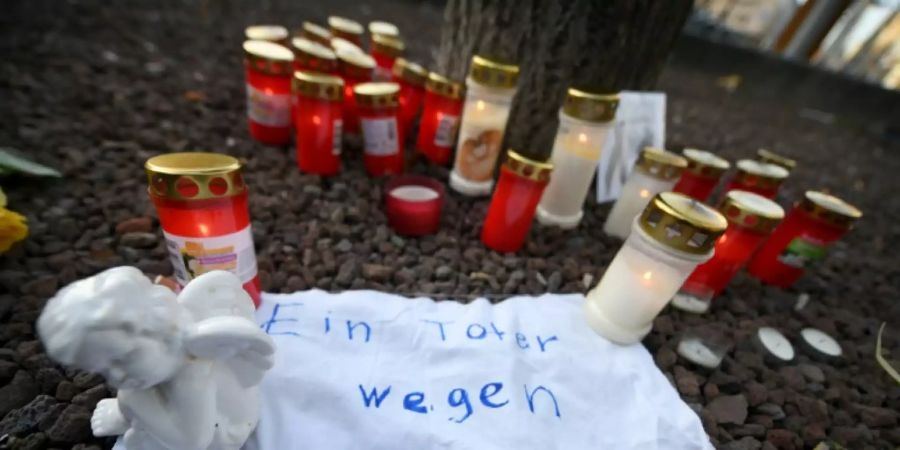 Erinnerung an getöteten Feuerwehrmann in Augsburg