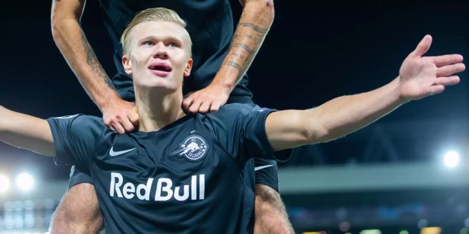 Erling Haaland ist im europäischen Fussball der Mann der Stunde. Haaland Red Bull Salzburg