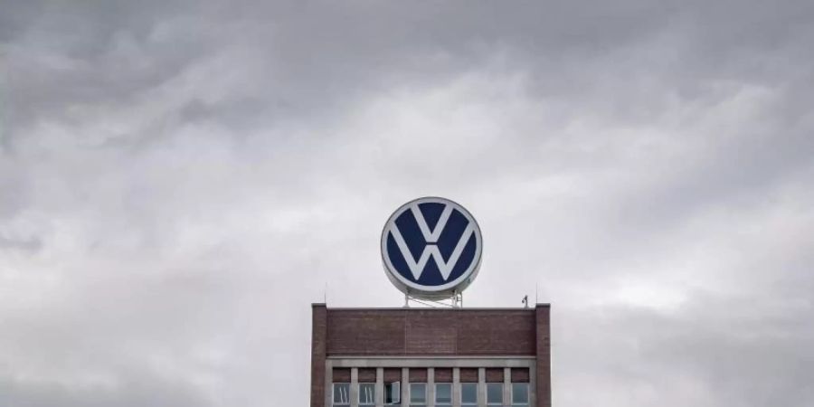 Laut VW trägt der Ex-Manager des Unternehmens «eine erhebliche Mitverantwortung an der Dieselkrise». Foto: Sina Schuldt/dpa