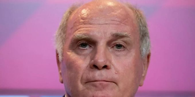 Bayern-Präsident Uli Hoeness fordert eine Leistungssteigerung der Bayern in Griechenland. Foto: Sven Hoppe/dpa Bayern-Präsident Uli Hoeness fordert eine Leistungssteigerung der Bayern in Griechenland. Foto: Sven Hoppe/dpa