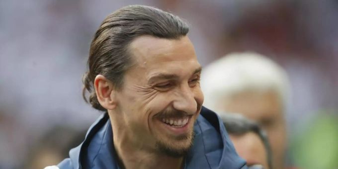 Hat zuletzt Ende Oktober ein Match gespielt: Zlatan Ibrahimovic. Foto: David Klein/CSM via ZUMA Wire/dpa Hat zuletzt Ende Oktober ein Match gespielt: Zlatan Ibrahimovic. Foto: David Klein/CSM via ZUMA Wire/dpa