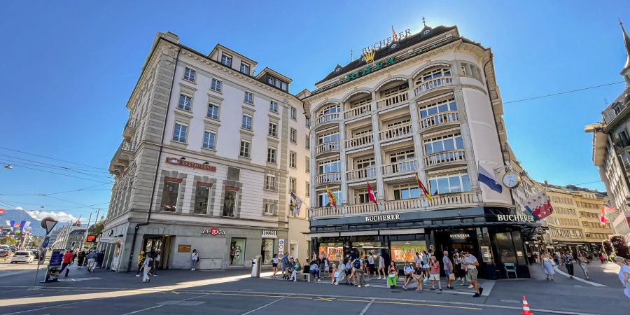 Das Juweliergeschäft Bucherer beim Schwanenplatz in der Stadt Luzern.