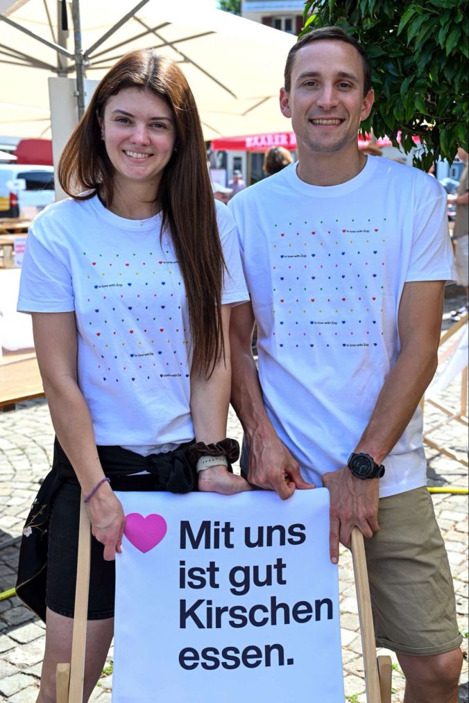 Michelle und Joel von Zug Tourismus.