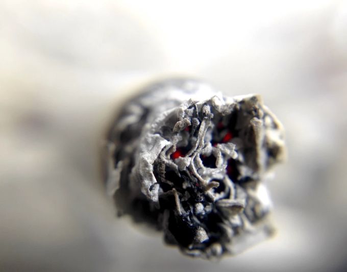 In der Öffentlichkeit darf kein Joint geraucht werden. Cannabis Luxemburg Legalisierung