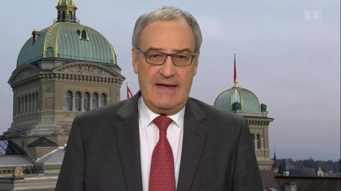 Bundesrat Guy Parmelin kündigte Hilfspakete an. Guy Parmelin