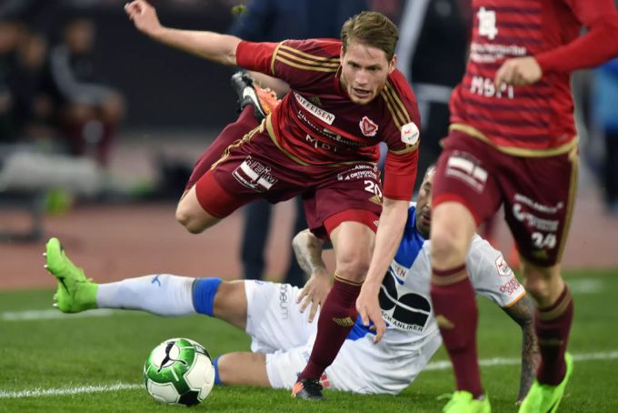 Nicolas Hasler (Mitte) im Dress des FC Vaduz. Nicolas Hasler