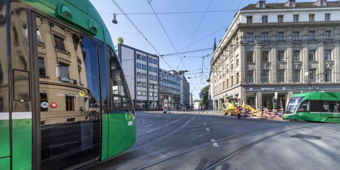 Die Planung der neuen Tramlinien 30 und der Verbindungsstrecke zum Bachgrabengebiet soll beschleunigt werden (Symbolbild). Basel Tram