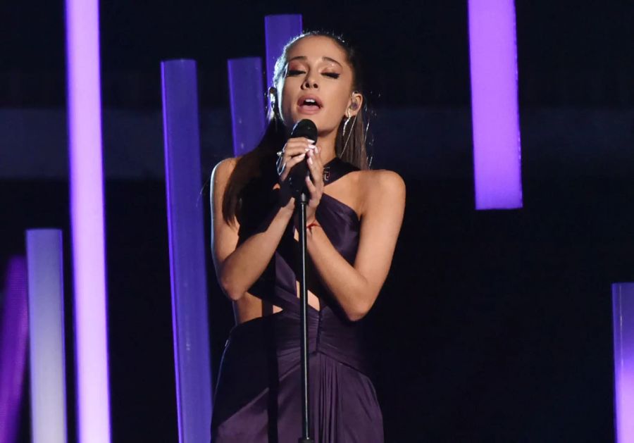 ariana grande grammys