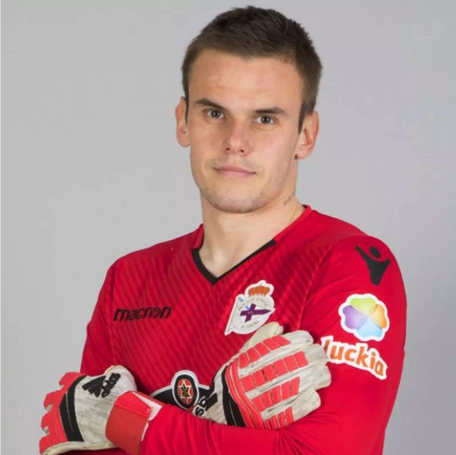 Goalie Maksym Koval gibt am Wochenende sein Debüt für Deportivo La Coruna. Doch dieses endet bereits nach 39. Minuten mit einem Platzverweis. Damit ist er der erste Torhüter im 21. Jahrhundert, der bei seinem Debüt in der höchsten spanischen Liga vom Platz fliegt.