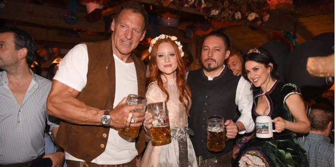 GNTM auf Wiesn - Barbara Meier trägt Dirndl für über 40'000 Franken