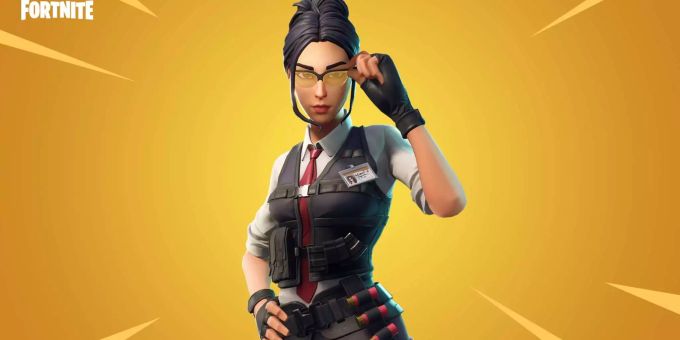 Mit der neuen mythischen Entdeckerin Rio wird der Rette die Welt Modus zu einem ganz neuen Abenteuer. Einsatzagentin Rio ist auf gelben Hintergrund in einer Pose. Oben links ist das Fortnite Logo zu sehen.