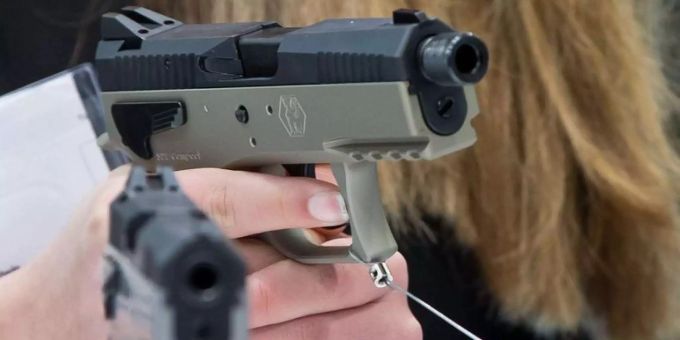 Noch mehr Kritik - Waffenexporte: Lasche Kontrollen und Schlupflöcher