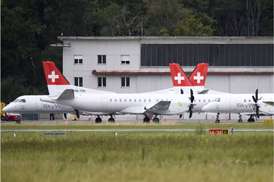 SkyWork Flugzeuge auf dem Flughafen Bern-Belp - Keystone