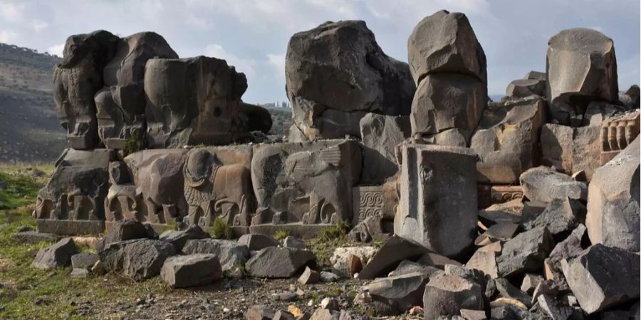 Ein 3000 Jahre alter Tempel wurde durch die türkische Intervention in Nordsyrien zerstört.