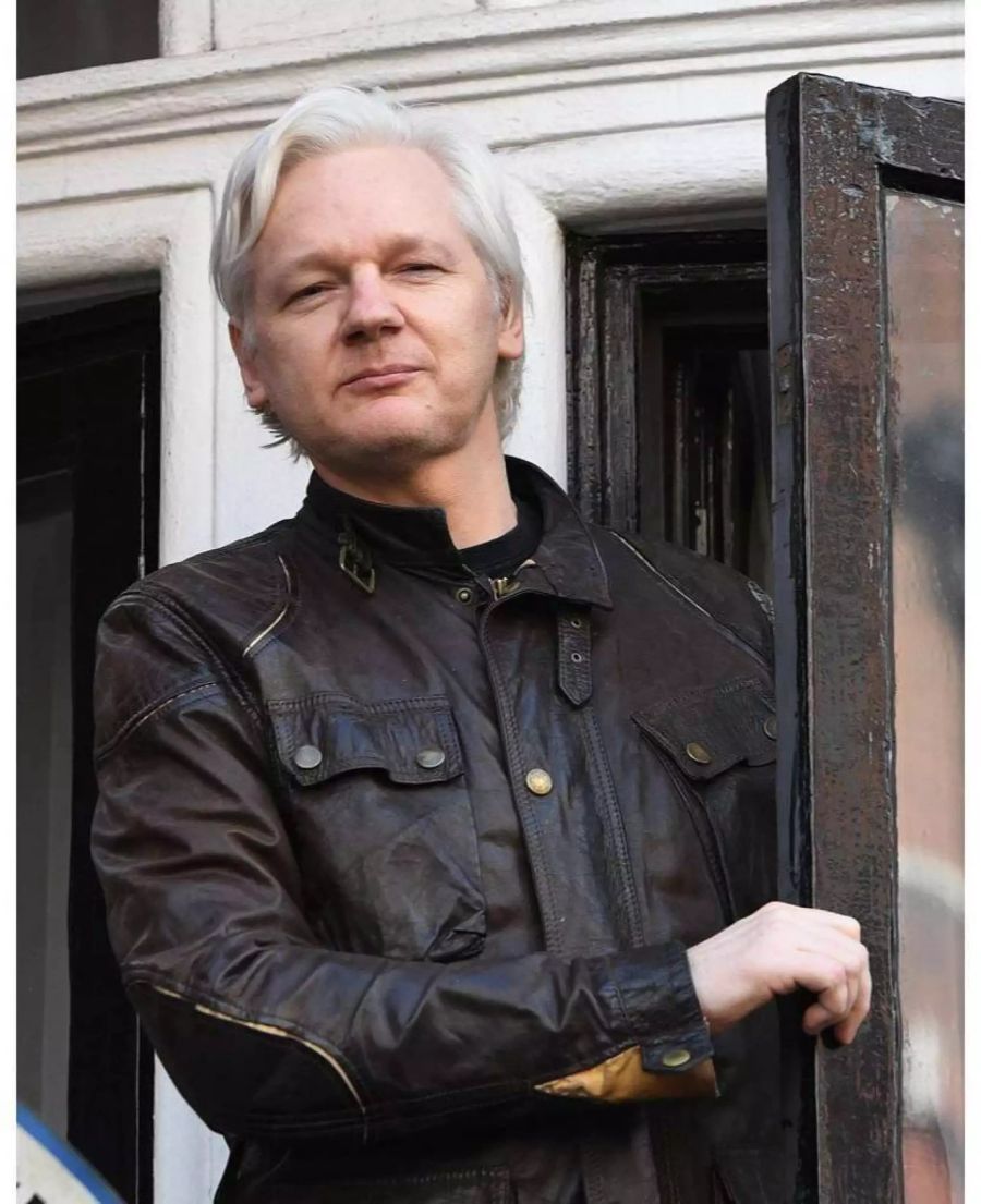 julian assange