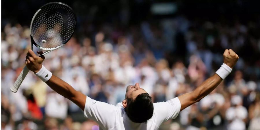 Novak Djokovic kann endlich wieder einmal jubeln.