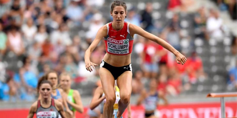 Die Schweizer Athletin Fabienne Schlumpf schafft es mit einem Hindernislauf von 3'000 Metern an den Europameisterschaften in Berlin in den Final.