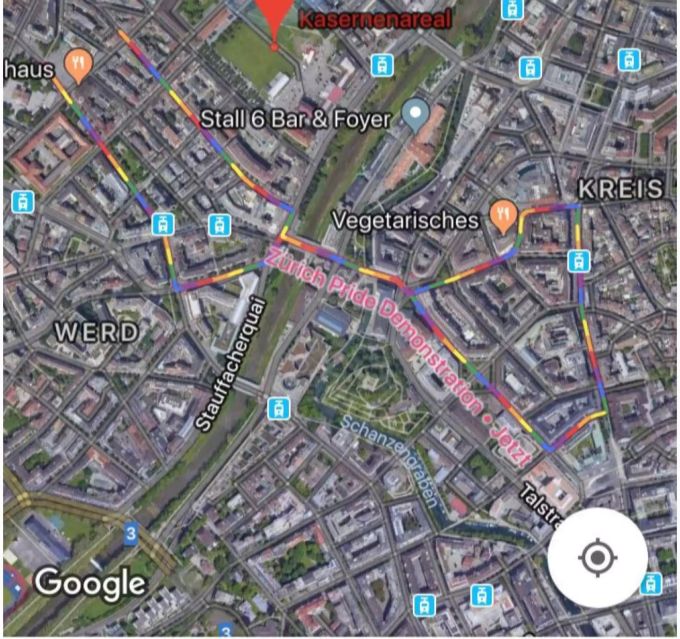 Google Maps im Pride-Modus: Regenbogenfarbig ist die Demo-Route eingezeichnet. Google Maps im Pride-Modus: Regenbogenfarbig ist die Demo-Route eingezeichnet.