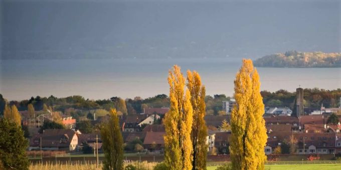 Gland VD - Badende finden leblosen Körper im Genfersee