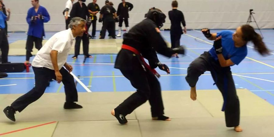 Frauen beim Sparring