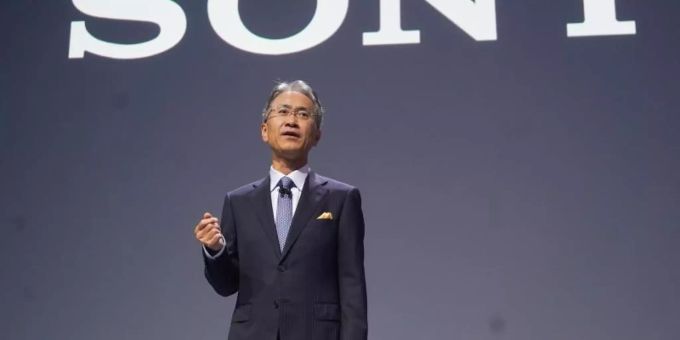 Sony-Konzernchef Kenichiro Yoshida sagte, die das Geschäft in der Spielebranche bewege sich «gnadenlos» schnell und daher müsse auch der Konzern sich ununterbrochen wandeln. Foto: Jörg Carstensen ps5