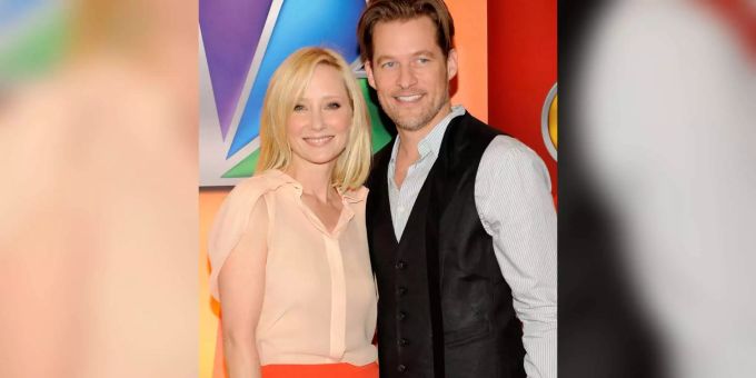 Anne Heche und James Tupper werden bald nicht mehr gemeinsam sehen zu sein Anne Heche und James Tupper werden bald nicht mehr gemeinsam sehen zu sein