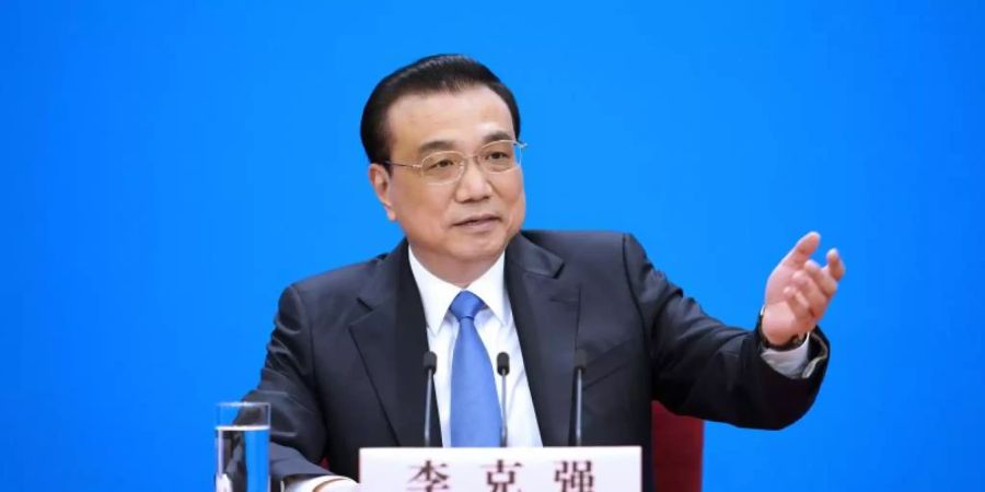 Chinas Ministerpräsident Li Keqiang gibt im Anschluss an den Volkskongress eine Pressekonferenz. Foto: Xing Guangli/Xinhua