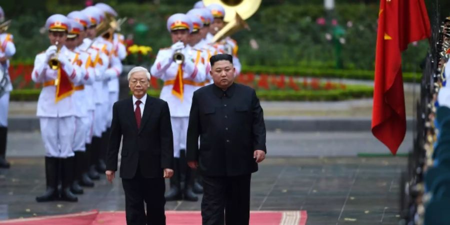 Kim wird vom vietnamesischen Staatschef empfangen.