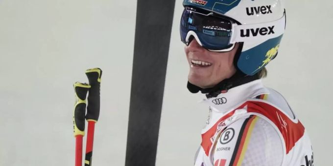 Freut sich über seinen achten Platz im WM-Riesenslalom: Alexander Schmid. Foto: Michael Kappeler Freut sich über seinen achten Platz im WM-Riesenslalom: Alexander Schmid. Foto: Michael Kappeler